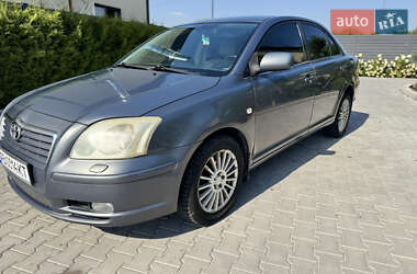 Седан Toyota Avensis 2004 в Виннице