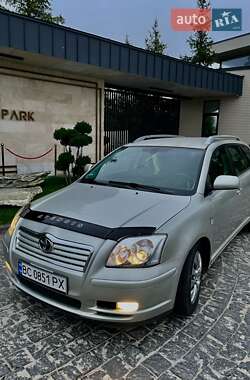 Універсал Toyota Avensis 2004 в Львові