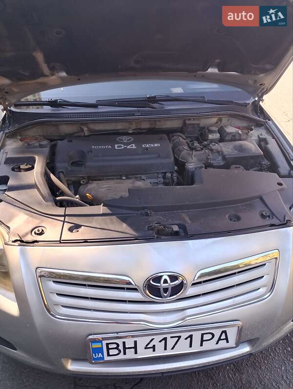 Универсал Toyota Avensis 2008 в Одессе