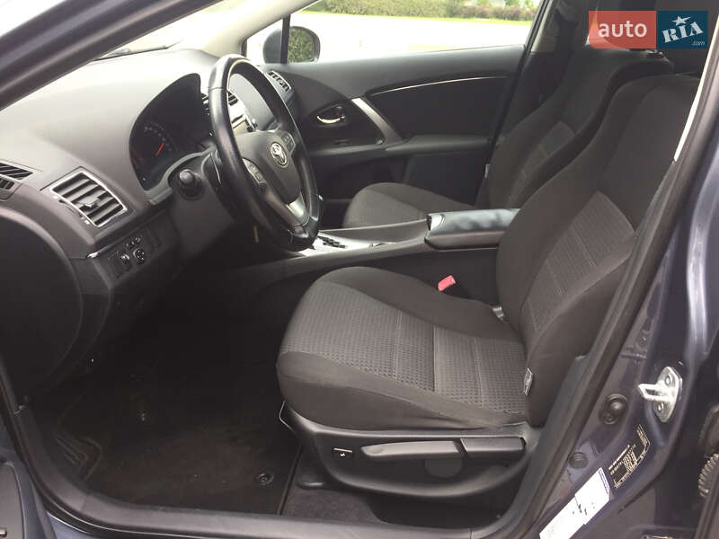 Седан Toyota Avensis 2012 в Киеве фото 9 Седан Toyota Avensis 2012 в Киеве