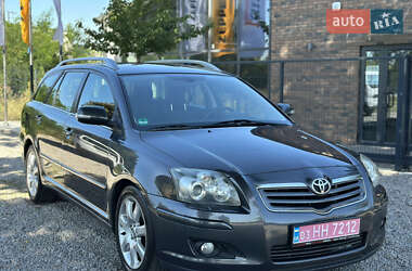 Універсал Toyota Avensis 2006 в Вінниці