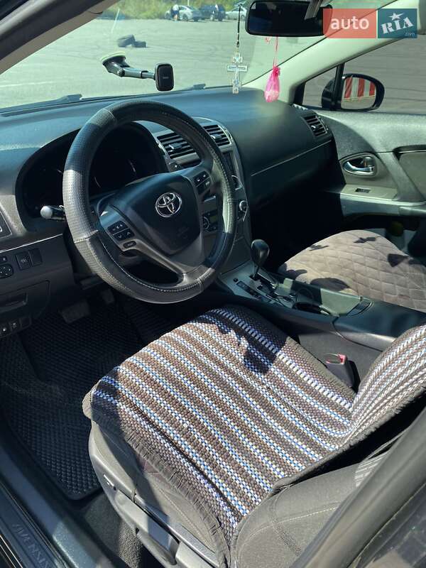 Универсал Toyota Avensis 2010 в Харькове