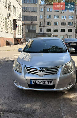 Седан Toyota Avensis 2008 в Запорожье