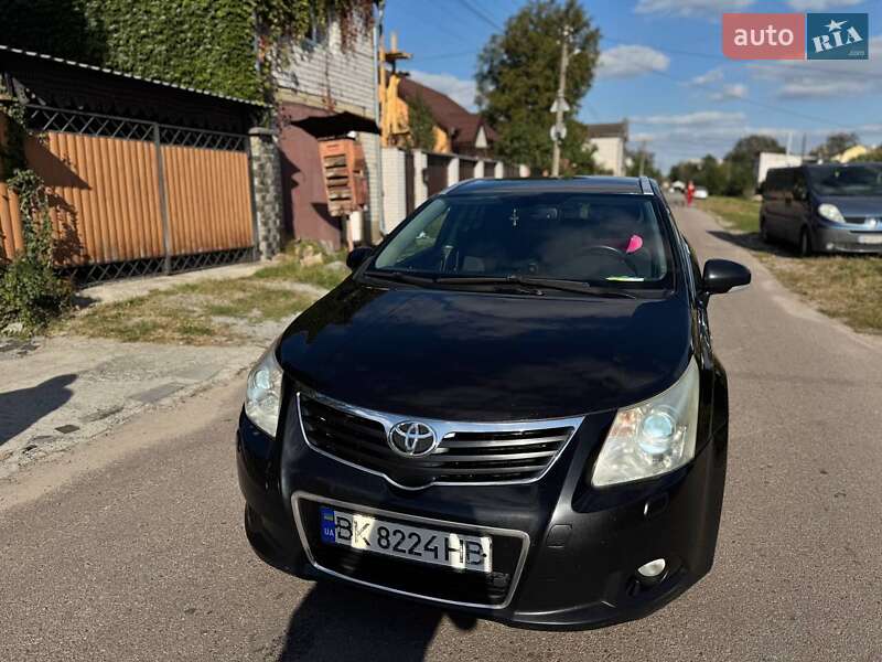 Универсал Toyota Avensis 2009 в Житомире