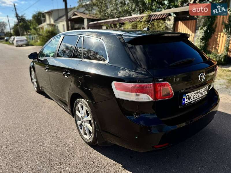 Универсал Toyota Avensis 2009 в Житомире