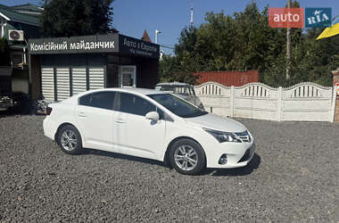 Седан Toyota Avensis 2012 в Хмельницком