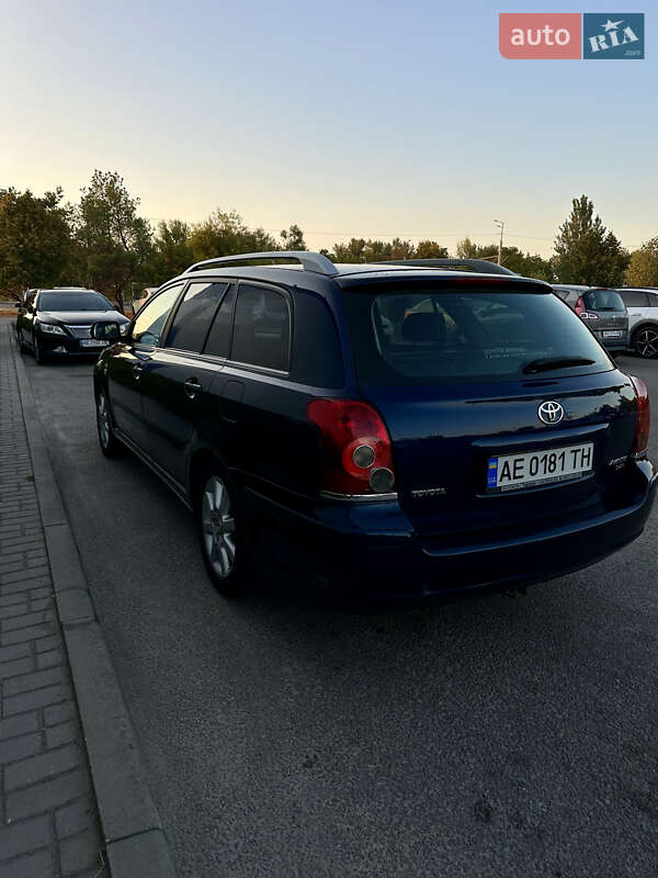 Универсал Toyota Avensis 2005 в Днепре