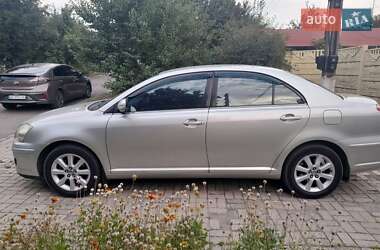 Седан Toyota Avensis 2008 в Днепре