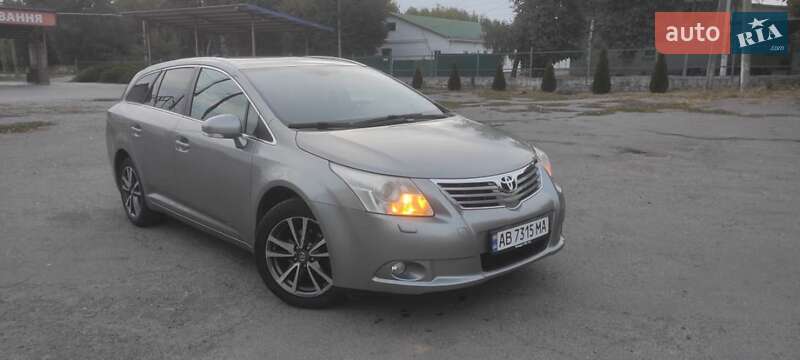 Универсал Toyota Avensis 2008 в Виннице