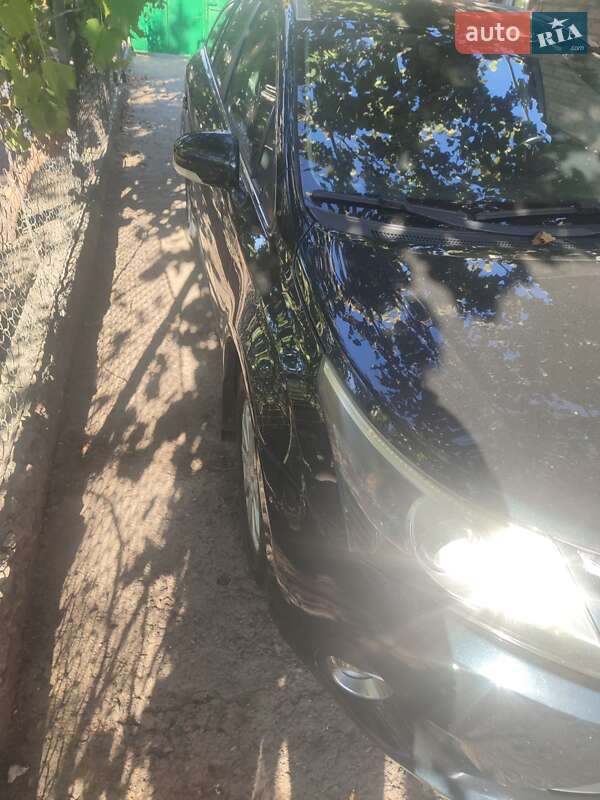 Универсал Toyota Avensis 2012 в Кропивницком