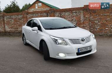 Седан Toyota Avensis 2011 в Виннице