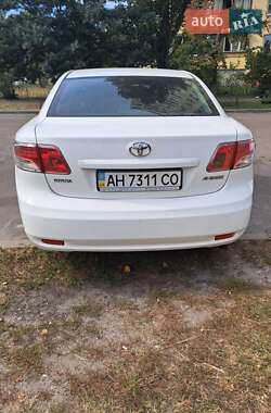 Седан Toyota Avensis 2010 в Киеве