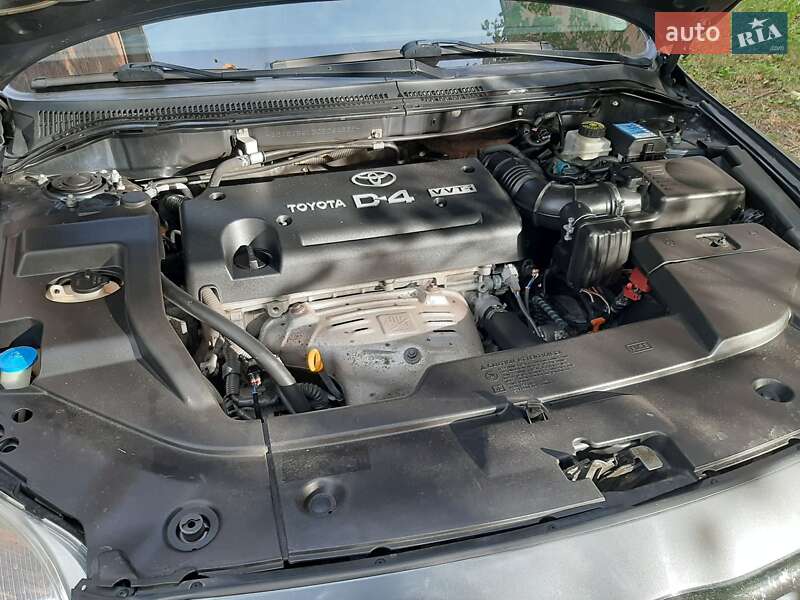 Универсал Toyota Avensis 2005 в Виннице