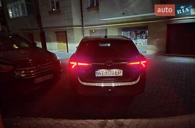 Универсал Toyota Avensis 2016 в 
