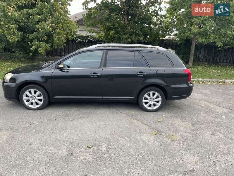 Универсал Toyota Avensis 2007 в Умани