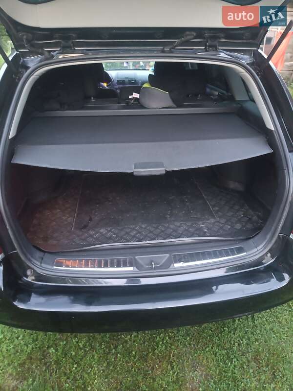 Універсал Toyota Avensis 2008 в Києві