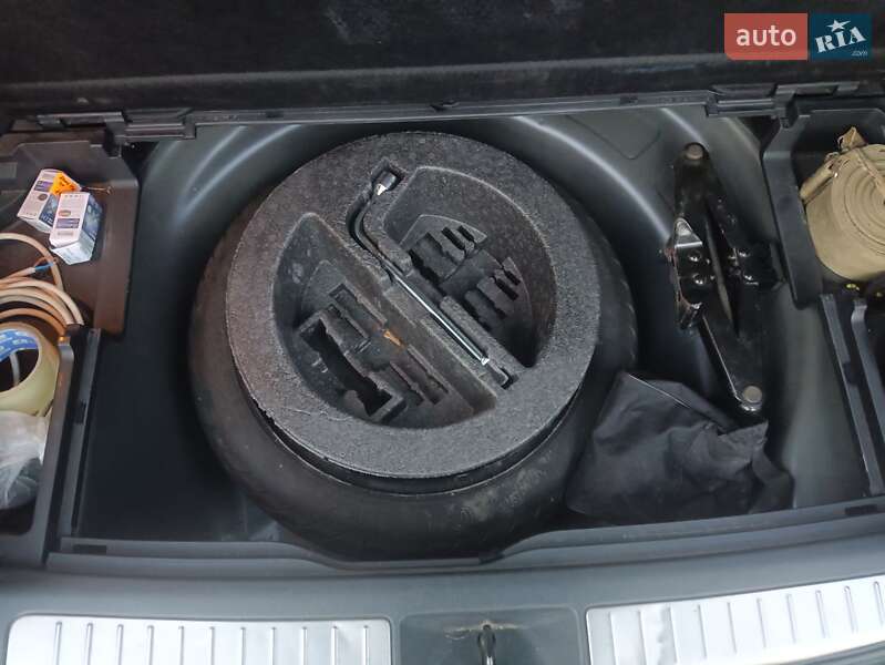 Універсал Toyota Avensis 2008 в Києві