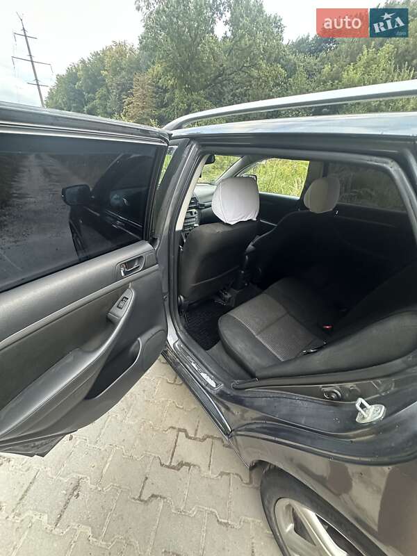 Универсал Toyota Avensis 2007 в Львове