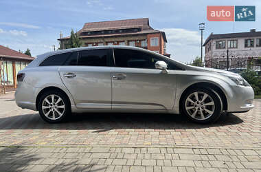 Универсал Toyota Avensis 2010 в Стрые