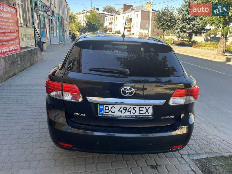 Универсал Toyota Avensis 2012 в Львове