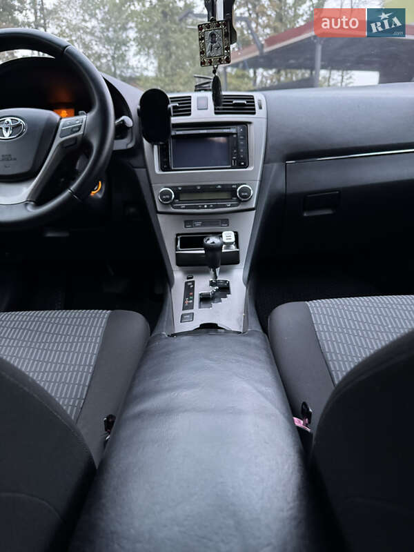 Універсал Toyota Avensis 2010 в Івано-Франківську фото 27 Універсал Toyota Avensis 2010 в Івано-Франківську