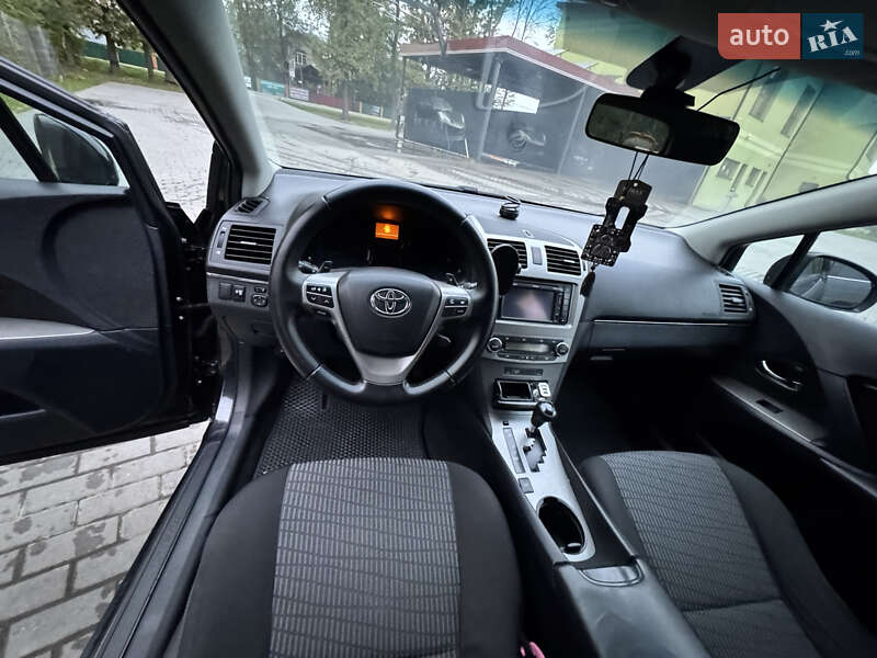 Універсал Toyota Avensis 2010 в Івано-Франківську фото 32 Універсал Toyota Avensis 2010 в Івано-Франківську