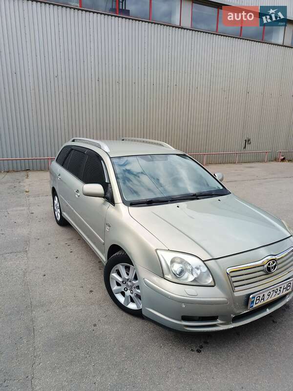Универсал Toyota Avensis 2005 в Кропивницком