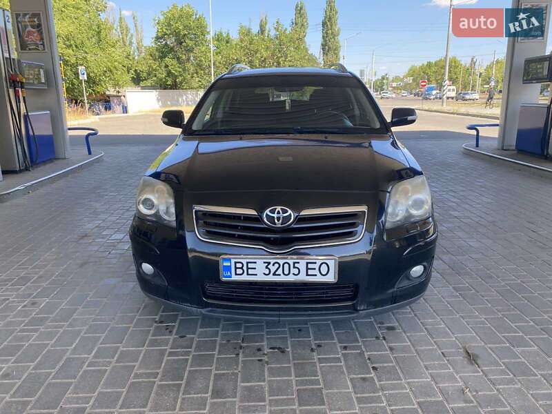 Универсал Toyota Avensis 2006 в Николаеве