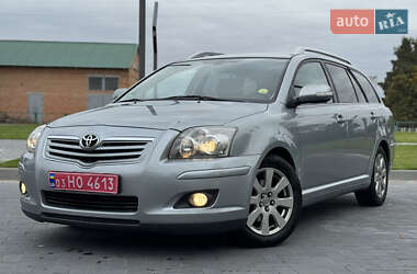 Универсал Toyota Avensis 2008 в Лубнах
