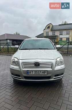 Седан Toyota Avensis 2005 в Івано-Франківську