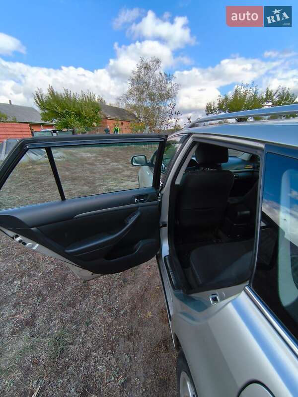 Універсал Toyota Avensis 2006 в Нових Санжарах