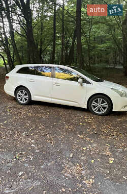 Універсал Toyota Avensis 2009 в Мукачевому