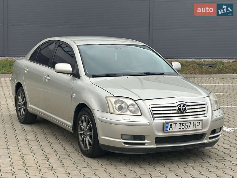Toyota Avensis 2005