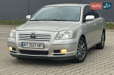 Седан Toyota Avensis 2005 в 