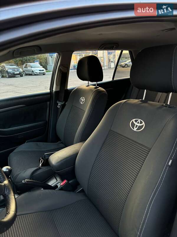 Универсал Toyota Avensis 2007 в Турке