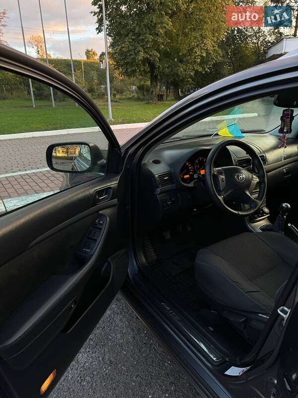 Универсал Toyota Avensis 2007 в Турке