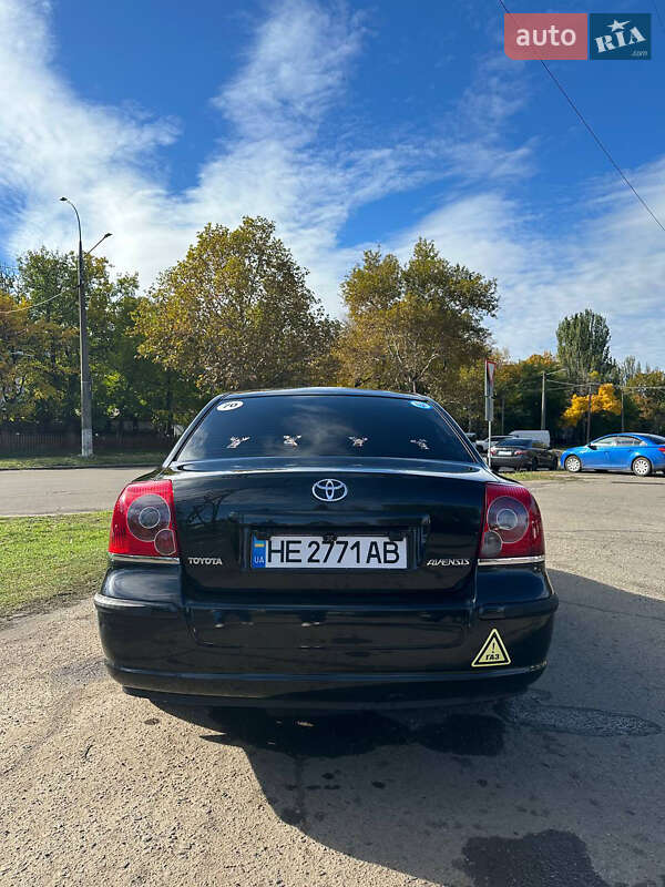 Седан Toyota Avensis 2008 в 
