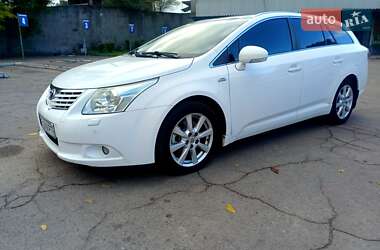 Універсал Toyota Avensis 2011 в Кам'янському