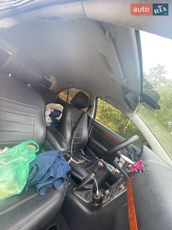 Седан Toyota Avensis 2008 в Хусті фото 33 Седан Toyota Avensis 2008 в Хусті