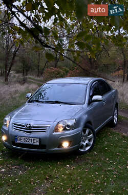 Седан Toyota Avensis 2008 в Березнегуватому