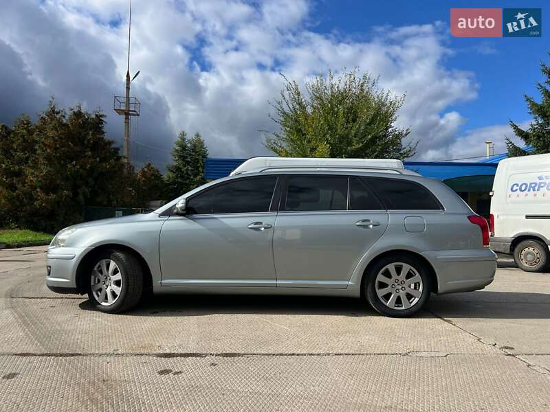 Універсал Toyota Avensis 2007 в Кучургані