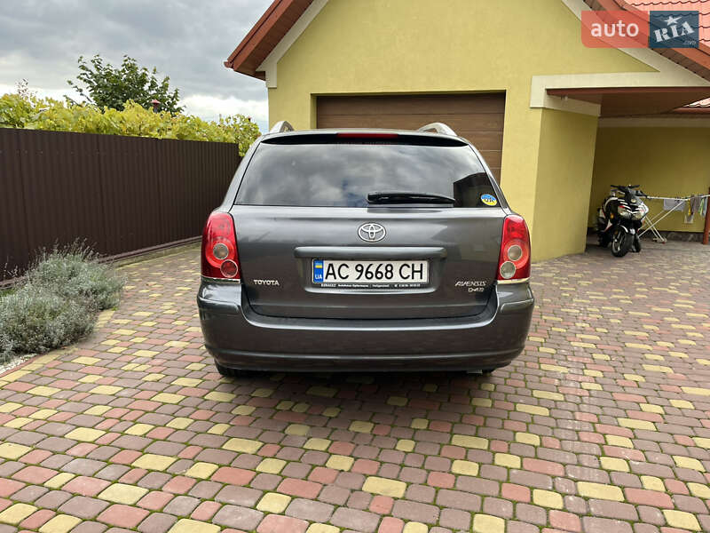 Универсал Toyota Avensis 2006 в Владимире