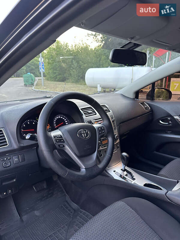Універсал Toyota Avensis 2012 в Вишгороді фото 13 Універсал Toyota Avensis 2012 в Вишгороді