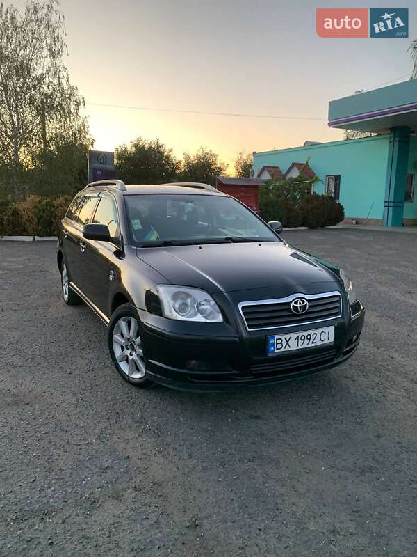 Універсал Toyota Avensis 2005 в Одесі