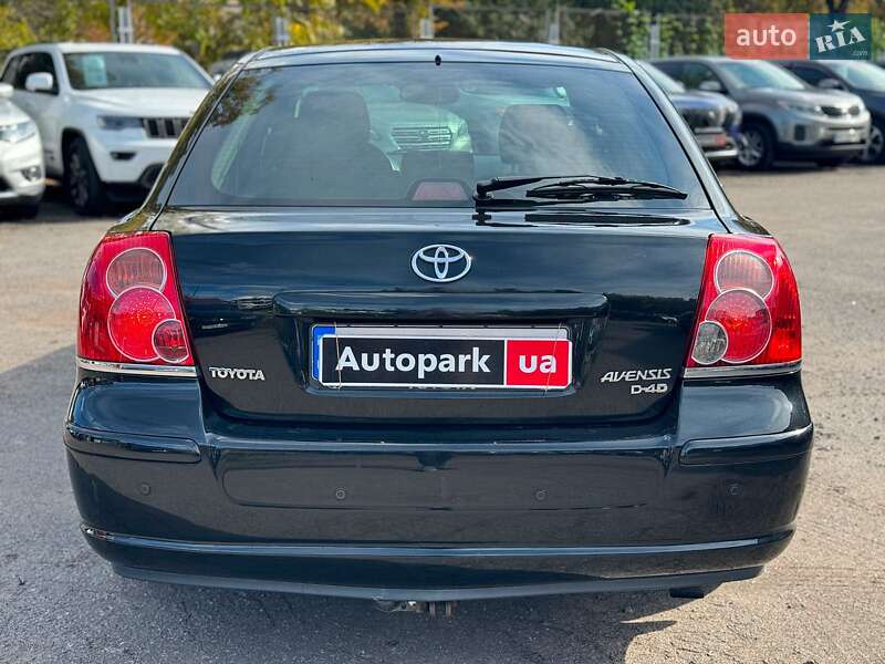 Седан Toyota Avensis 2007 в Виннице