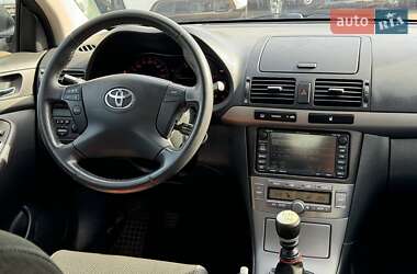 Седан Toyota Avensis 2007 в 