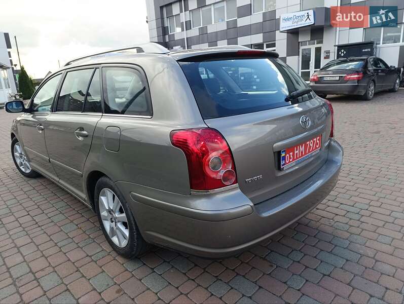 Универсал Toyota Avensis 2007 в Сарнах