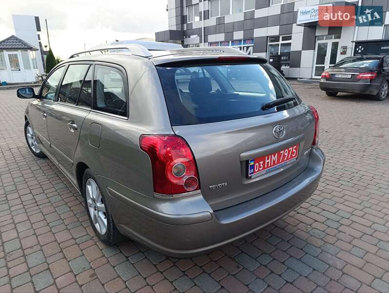 Универсал Toyota Avensis 2007 в Сарнах