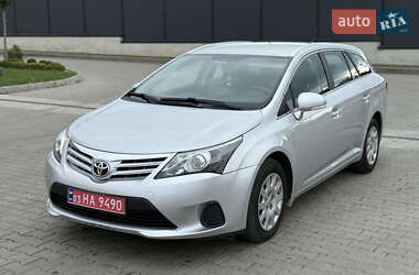 Универсал Toyota Avensis 2012 в 