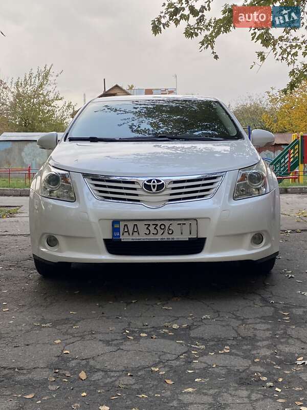 Toyota Avensis 2011 Toyota Avensis 2011